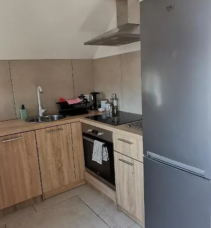 Klimatyczny Apartament Nr 8 Z Widokiem Na Gory Sowie Bielawa  Exterior foto
