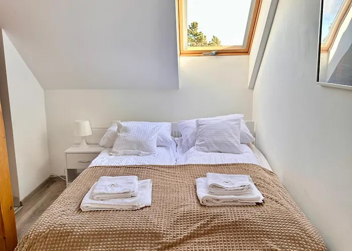 Klimatyczny Apartament Nr 8 Z Widokiem Na Gory Sowie